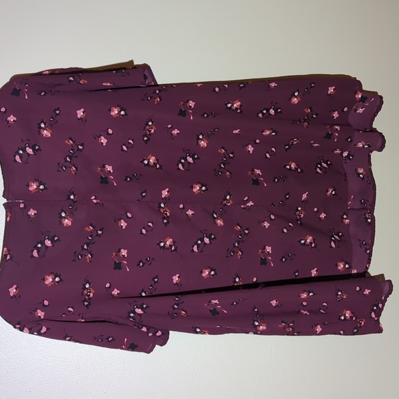 Attention Blouse, Maroon With Flowers, Size 3X - Picture 5 of 8